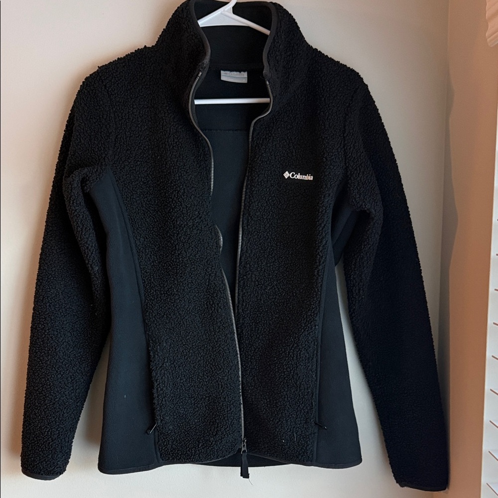 Columbia Women's Black Fleece Teddy Jacket